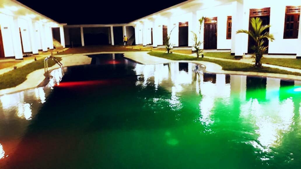 Hotel Guitar Bay Arugam Bay Esterno foto